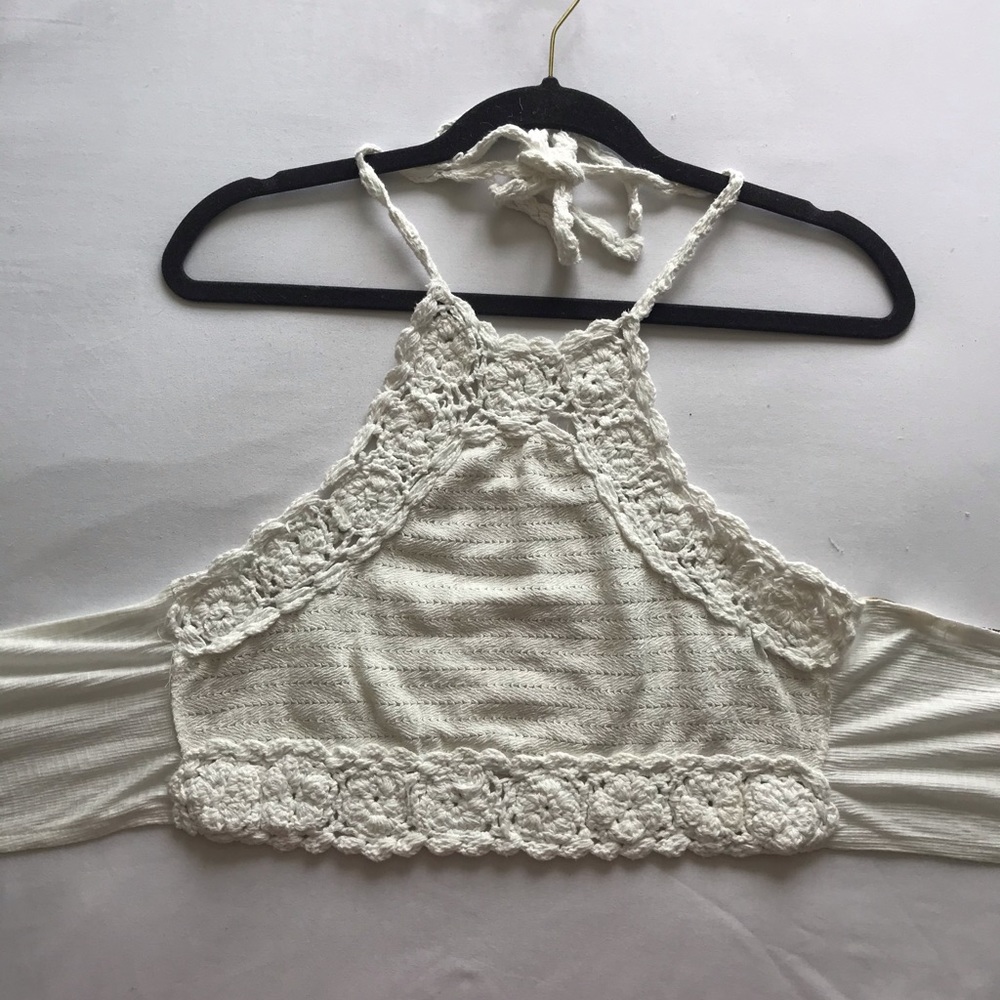 White halter cropped top